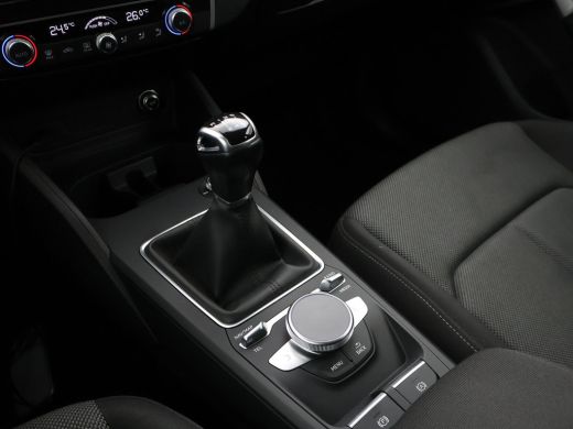 Audi Q2 35 TFSI 1.5T 4-CIL. 150 PK + DIGITALE COCKPIT TREKHAAK | CAMERA | CARPLAY | 18 INCH ActivLease financial lease