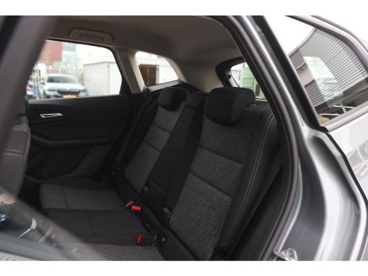 BMW 2 Serie 218i Automaat / Comfort Access / Adaptieve LED / Parking Assistant Plus / Head-up / Live Cockpit ... ActivLease financial lease