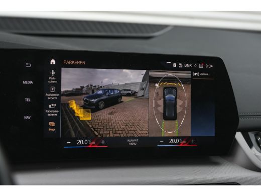 BMW 2 Serie 218i Automaat / Comfort Access / Adaptieve LED / Parking Assistant Plus / Head-up / Live Cockpit ... ActivLease financial lease