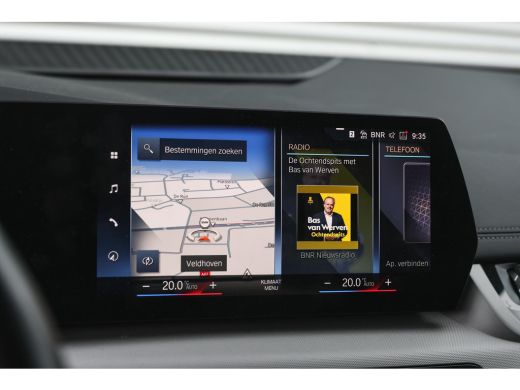 BMW 2 Serie 218i Automaat / Comfort Access / Adaptieve LED / Parking Assistant Plus / Head-up / Live Cockpit ... ActivLease financial lease