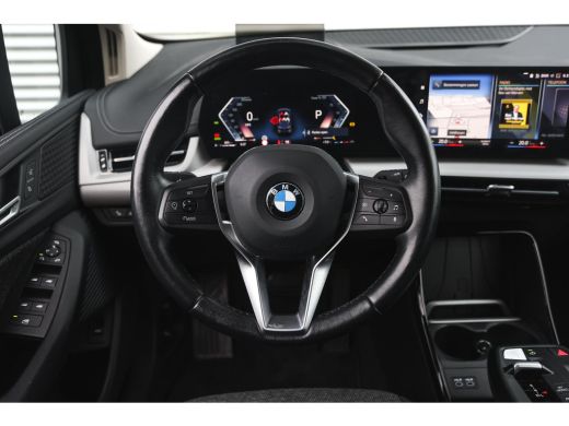 BMW 2 Serie 218i Automaat / Comfort Access / Adaptieve LED / Parking Assistant Plus / Head-up / Live Cockpit ... ActivLease financial lease