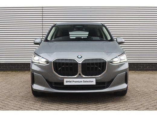 BMW 2 Serie 218i Automaat / Comfort Access / Adaptieve LED / Parking Assistant Plus / Head-up / Live Cockpit ... ActivLease financial lease