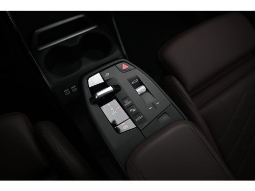 BMW 2 Serie 225e xDrive Automaat / Sportstoelen / Trekhaak / Achteruitrijcamera / Comfort Access / Adaptieve ... ActivLease financial lease