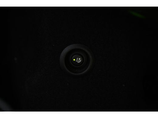 BMW 2 Serie 225e xDrive Automaat / Sportstoelen / Trekhaak / Achteruitrijcamera / Comfort Access / Adaptieve ... ActivLease financial lease