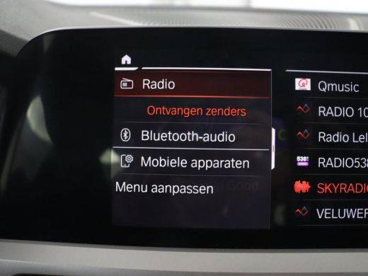 BMW 3 Serie 318i Business Edition | Stoelverwarming | Camera | Carplay | Live Cockpit | Full LED | Navigatie ... ActivLease financial lease