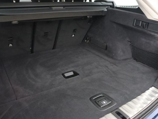 BMW 3 Serie 318i Business Edition | Stoelverwarming | Camera | Carplay | Live Cockpit | Full LED | Navigatie ... ActivLease financial lease