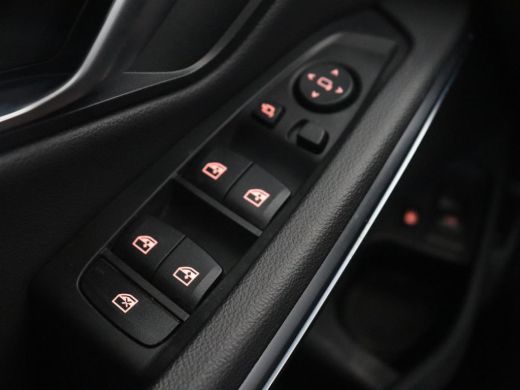 BMW 3 Serie 320e M Sport | Panoramadak | Trekhaak | Stoelverwarming | Carplay | Sportstoelen | Leder/Alcantar... ActivLease financial lease