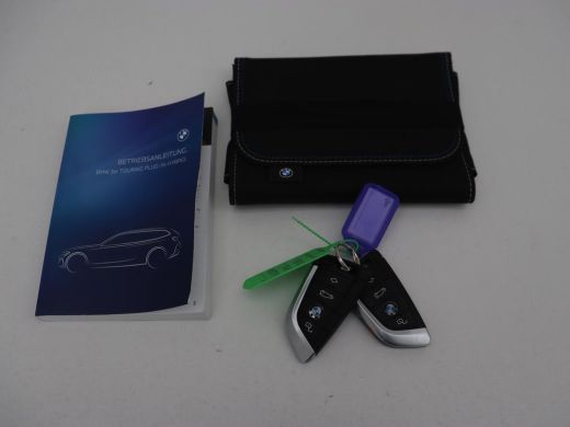 BMW 3 Serie 320e M Sport | Panoramadak | Trekhaak | Stoelverwarming | Carplay | Sportstoelen | Leder/Alcantar... ActivLease financial lease