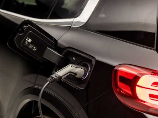 Citroën C5 Aircross 1.6 Plug-in Hybrid 225 Sport 225Pk Automaat (VIRTUAL COCKPIT, APPLE CARPLAY, GROOT NAVI, LEDER, K... ActivLease financial lease