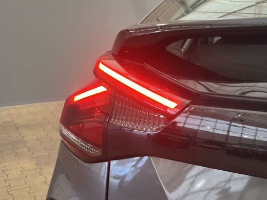 Citroën &euml;-C4 Feel 50 kWh Climate | Parkeersensoren | Carplay/Android Auto | | Armsteun voor | Bandenspanningsc... ActivLease financial lease