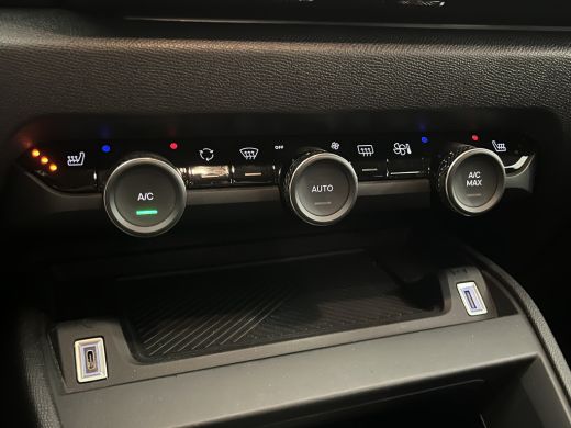 Citroën &euml;-C4 Feel Pack 50 kWh Climate | Cruise | Carplay/Android Auto ActivLease financial lease