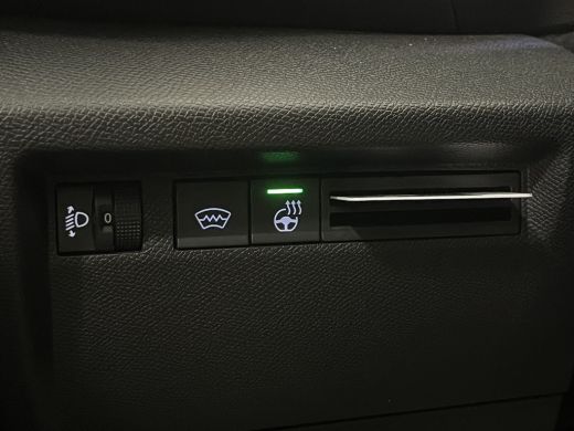 Citroën &euml;-C4 Feel Pack 50 kWh Climate | Cruise | Carplay/Android Auto ActivLease financial lease