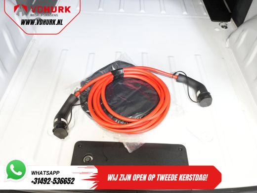 Citroën &euml;-Jumpy L2 75 kWh 330km WLTP Snellader/ 3 Pers./ Carplay/ Camera/ PDC/ Cruise/ Airco ActivLease financial lease