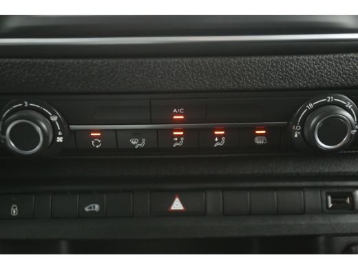 Fiat Scudo 2.0 MultiJet L3H1 | Automaat | 360&deg; CAM | 3-Zits | Airco | Cruise | Carplay ActivLease financial lease