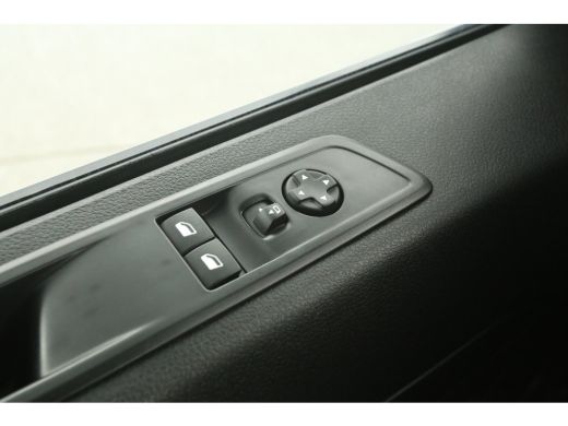 Fiat Scudo 2.0 MultiJet L3H1 | Automaat | 360&deg; CAM | 3-Zits | Airco | Cruise | Carplay ActivLease financial lease