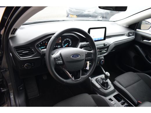 Ford Focus 1.0 EcoBoost Connected | Trekhaak | Apple CarPlay | Airco | Cruise ActivLease financial lease