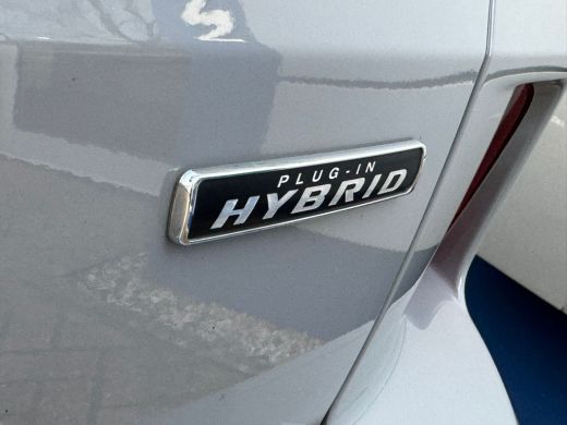 Ford Kuga Plug-In Hybrid Graphite Tech Edition 225pk | Black Pack | Afn. Trekhaak | Head-Up | Dode Hoek Det... ActivLease financial lease