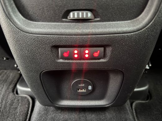 Ford Kuga Plug-In Hybrid Vignale 225pk | Wegklapbare Trekhaak | Dode Hoek Detectie | Head-Up | Winter Pack ... ActivLease financial lease