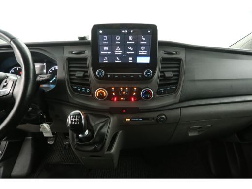 Ford Transit Custom 2.0 Ecoblue L2H1 | Airco | Cruise | 3-Zits | Trekh. | Camera | Carplay | Stoelverw. | Parkeersens. ActivLease financial lease