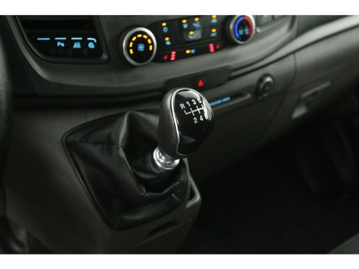 Ford Transit Custom 2.0 Ecoblue L2H1 | Airco | Cruise | 3-Zits | Trekh. | Camera | Carplay | Stoelverw. | Parkeersens. ActivLease financial lease