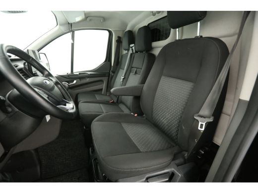 Ford Transit Custom 2.0 Ecoblue L2H1 | Airco | Cruise | 3-Zits | Trekh. | Camera | Carplay | Stoelverw. | Parkeersens. ActivLease financial lease