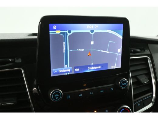 Ford Transit Custom 300 2.0 TDCI L2H1 Limited | DC | Airco | Cruise | Carplay | Trekh. | Navi | Parkeersens. | Stoelv... ActivLease financial lease