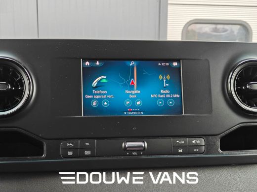 Mercedes-Benz Sprinter 314 H1 Automaat Distronic LED MBUX Navi Geveerde Stoel ActivLease financial lease