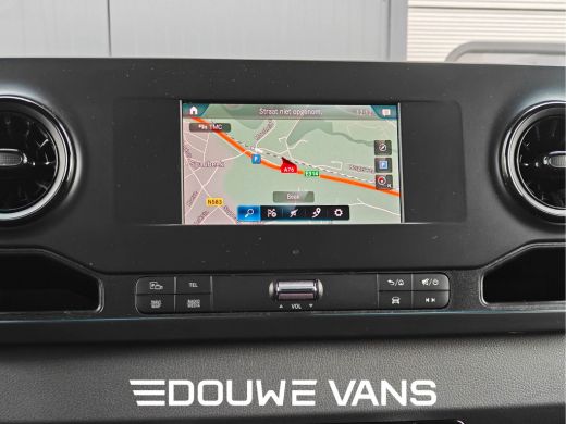 Mercedes-Benz Sprinter 314 H1 Automaat Distronic LED MBUX Navi Geveerde Stoel ActivLease financial lease