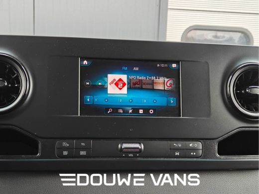 Mercedes-Benz Sprinter 314 H1 Automaat Distronic LED MBUX Navi Geveerde Stoel ActivLease financial lease