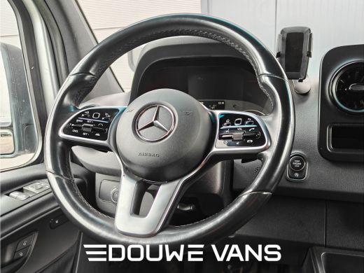 Mercedes-Benz Sprinter 314 H1 Automaat Distronic LED MBUX Navi Geveerde Stoel ActivLease financial lease