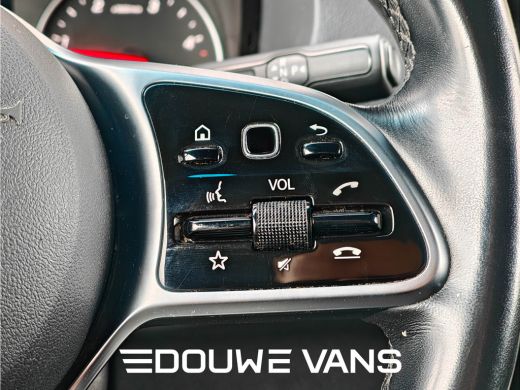 Mercedes-Benz Sprinter 314 H1 Automaat Distronic LED MBUX Navi Geveerde Stoel ActivLease financial lease