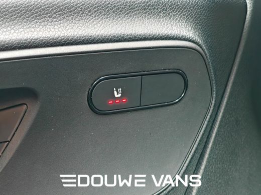 Mercedes-Benz Sprinter 314 H1 Automaat Distronic LED MBUX Navi Geveerde Stoel ActivLease financial lease