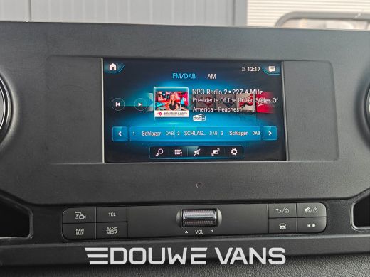 Mercedes-Benz Sprinter 315 L2 H2 Automaat 360 Camera Distronic MBUX Navigatie LED ActivLease financial lease