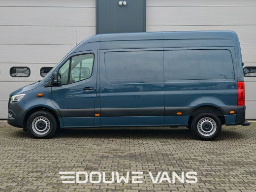 Mercedes-Benz Sprinter 315 L2 H2 Automaat 360 Camera Distronic MBUX Navigatie LED ActivLease financial lease