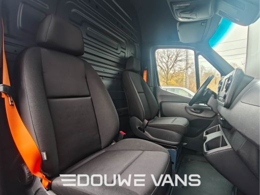 Mercedes-Benz Sprinter 315 L2 H2 Automaat 360 Camera Distronic MBUX Navigatie LED ActivLease financial lease