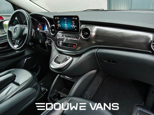 Mercedes-Benz V-Klasse V300 L2 9G-Tronic Automaat MBUX Apple Carplay Burmester 2zits. Dubbel Cabine Mogelijk 360&deg; Camera... ActivLease financial lease