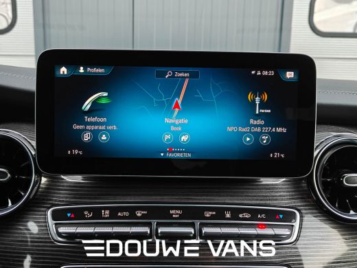 Mercedes-Benz V-Klasse V300 L2 9G-Tronic Automaat MBUX Apple Carplay Burmester 2zits. Dubbel Cabine Mogelijk 360&deg; Camera... ActivLease financial lease