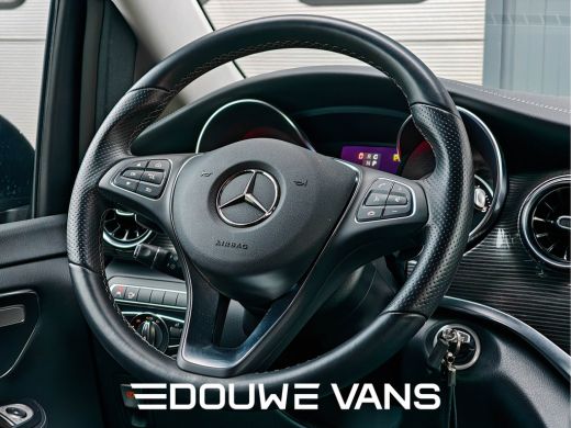 Mercedes-Benz V-Klasse V300 L2 9G-Tronic Automaat MBUX Apple Carplay Burmester 2zits. Dubbel Cabine Mogelijk 360&deg; Camera... ActivLease financial lease