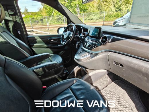 Mercedes-Benz V-Klasse V300 L2 9G-Tronic Leder MBUX Dubbel Cabine PANO Panorama ActivLease financial lease