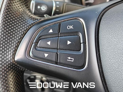 Mercedes-Benz Vito 124 Dubbel Cabine Automaat 237 PK 6 Persoons 9G-Tronic N1 Grijs Kenteken ActivLease financial lease