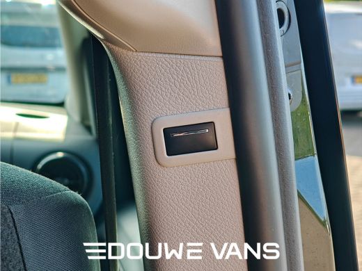 Mercedes-Benz Vito 124 Dubbel Cabine Automaat 237 PK 6 Persoons 9G-Tronic N1 Grijs Kenteken ActivLease financial lease