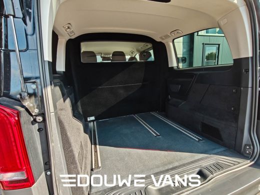 Mercedes-Benz Vito 124 Dubbel Cabine Automaat 237 PK 6 Persoons 9G-Tronic N1 Grijs Kenteken ActivLease financial lease