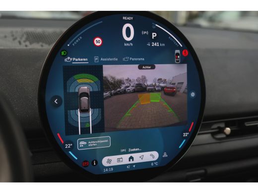 Mini Aceman SE / Essential / LED / Parking Assistant / 18" Night Flash Spoke Grey ActivLease financial lease