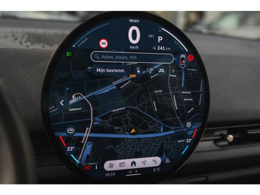 Mini Aceman SE / Essential / LED / Parking Assistant / 18" Night Flash Spoke Grey ActivLease financial lease