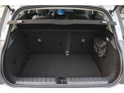 Mini Aceman SE / Essential / LED / Parking Assistant / 18" Night Flash Spoke Grey ActivLease financial lease