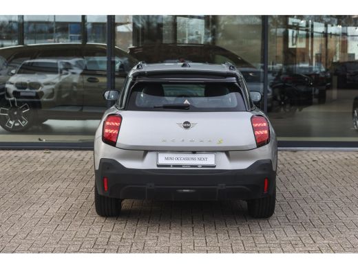 Mini Aceman SE / Essential / LED / Parking Assistant / 18" Night Flash Spoke Grey ActivLease financial lease