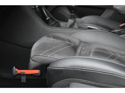 Opel Grandland 1.2 Turbo Ultimate 130pk | LED-Matrix | Stuur/Stoelverwarming | Navigatie | Elektr. Achterklep | ... ActivLease financial lease