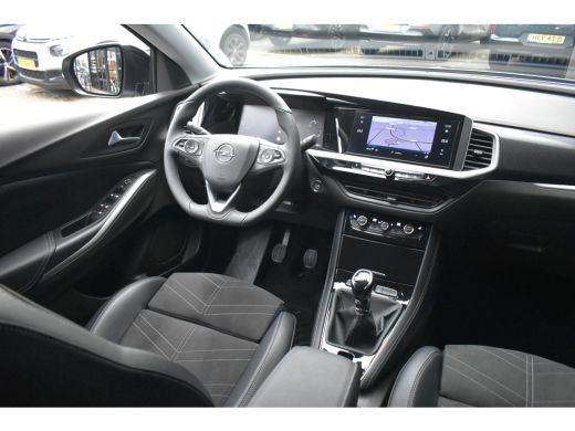 Opel Grandland 1.2 Turbo Ultimate 130pk | LED-Matrix | Stuur/Stoelverwarming | Navigatie | Elektr. Achterklep | ... ActivLease financial lease