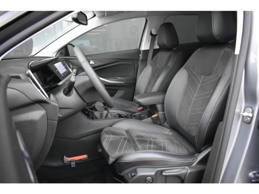 Opel Grandland 1.2 Turbo Ultimate 130pk | LED-Matrix | Stuur/Stoelverwarming | Navigatie | Elektr. Achterklep | ... ActivLease financial lease