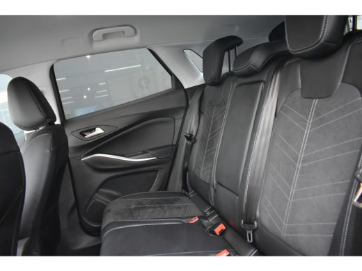 Opel Grandland 1.2 Turbo Ultimate 130pk | LED-Matrix | Stuur/Stoelverwarming | Navigatie | Elektr. Achterklep | ... ActivLease financial lease